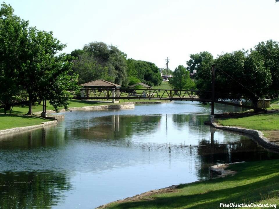 Park with a lake and bridge in Lampasas, TX