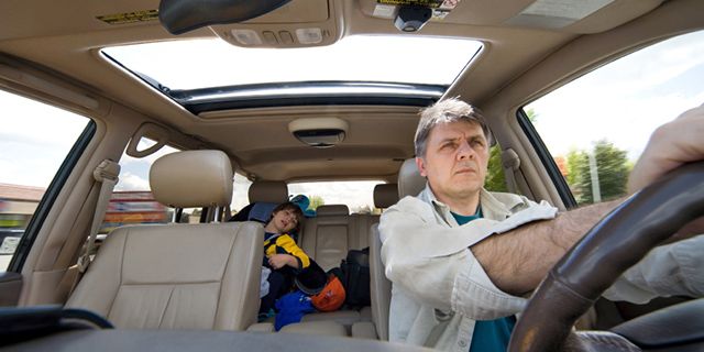 driving with a child in the back seat